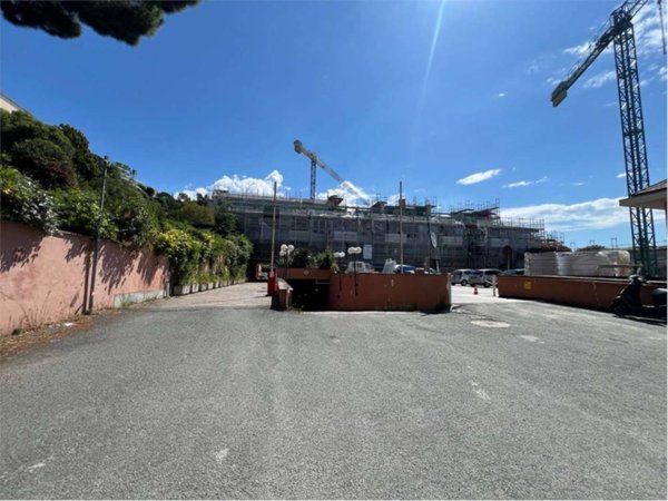 locale di sgombero in vendita ad Arenzano