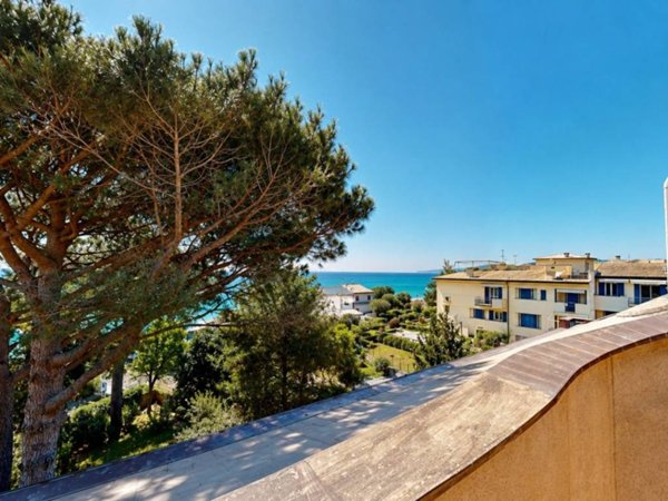 appartamento in vendita ad Arenzano