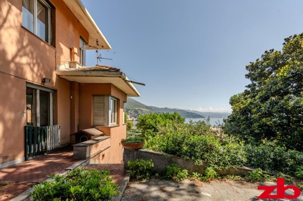 casa indipendente in vendita ad Arenzano