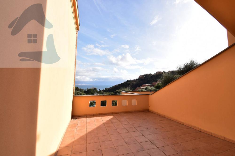 appartamento in vendita ad Arenzano