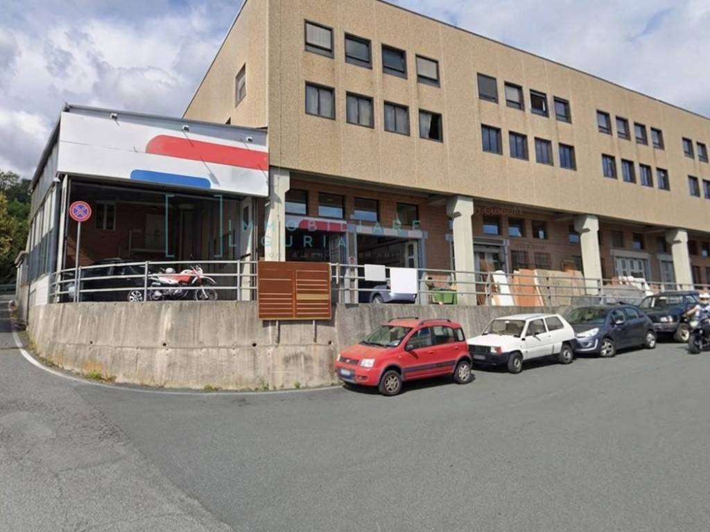 negozio in vendita ad Arenzano