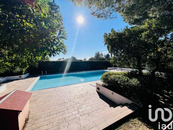 casa indipendente in vendita ad Arenzano