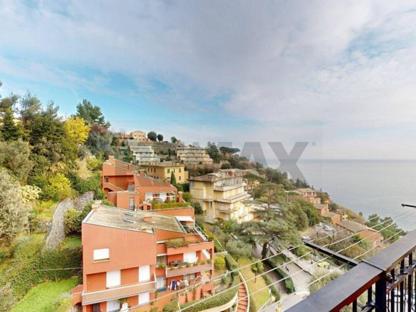 appartamento in vendita ad Arenzano in zona Terralba