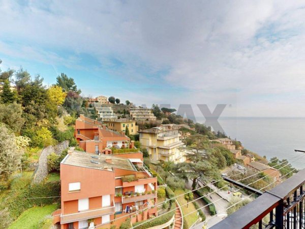 appartamento in vendita ad Arenzano in zona Terralba