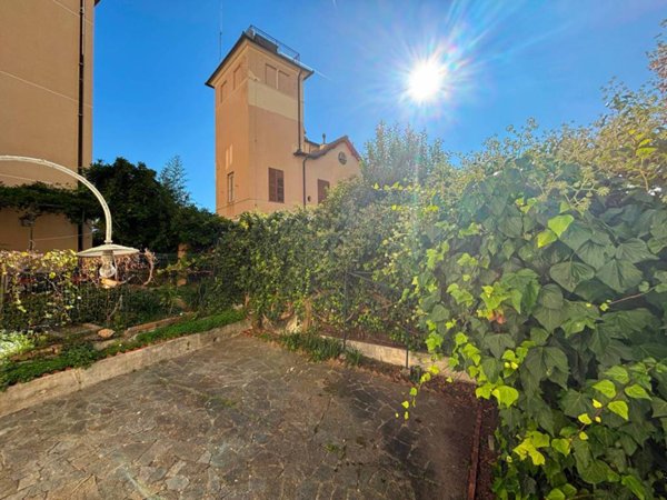 appartamento in vendita ad Arenzano in zona Terralba