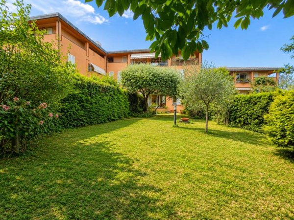 appartamento in vendita ad Arenzano in zona Terrarossa