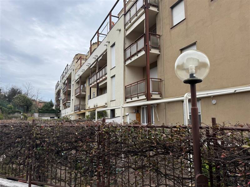 appartamento in vendita ad Arenzano in zona Terrarossa