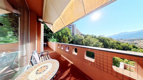 appartamento in vendita ad Arenzano in zona Terrarossa