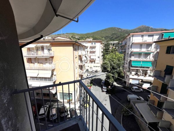 appartamento in vendita ad Arenzano in zona Terralba
