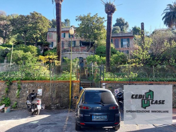 casa indipendente in vendita ad Arenzano in zona Terralba