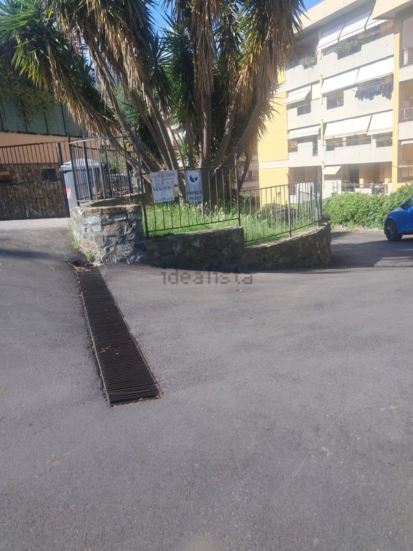 box auto in vendita ad Arenzano in zona Terralba