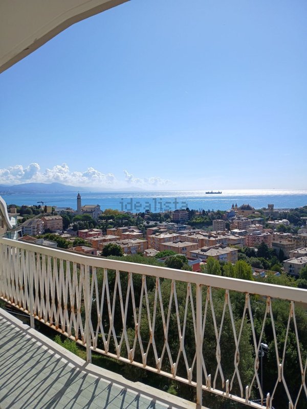 appartamento in vendita ad Arenzano in zona Terralba