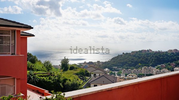 appartamento in vendita ad Arenzano in zona Terralba