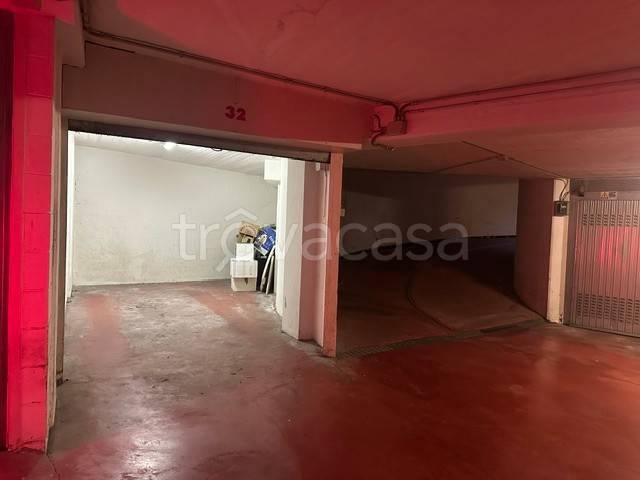 box auto in vendita ad Arenzano