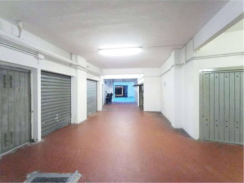 box auto in vendita ad Arenzano in zona Terralba