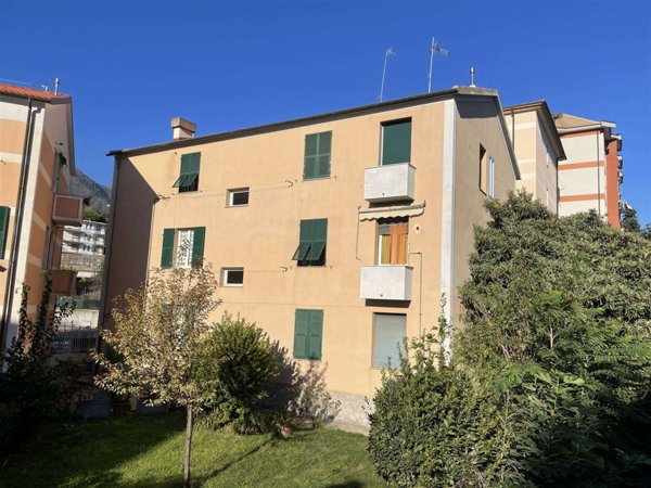 appartamento in vendita ad Arenzano in zona Terralba