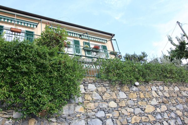 casa indipendente in vendita ad Avegno