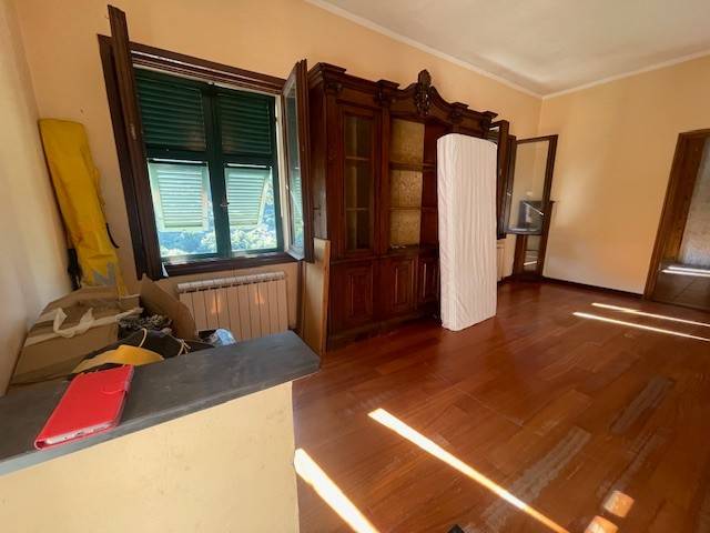 casa indipendente in vendita ad Avegno in zona Testana