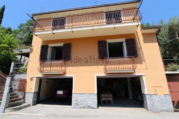 casa indipendente in vendita ad Avegno in zona Salto