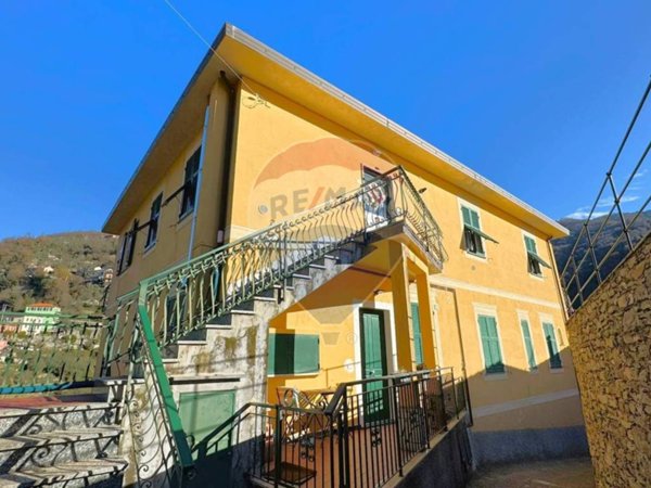 appartamento in vendita ad Avegno