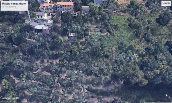 casa indipendente in vendita ad Avegno in zona Testana