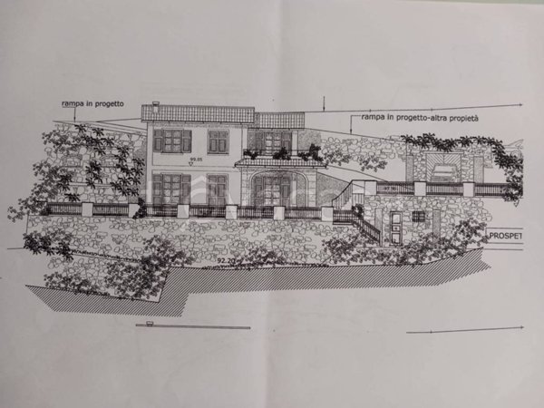 casa indipendente in vendita ad Avegno