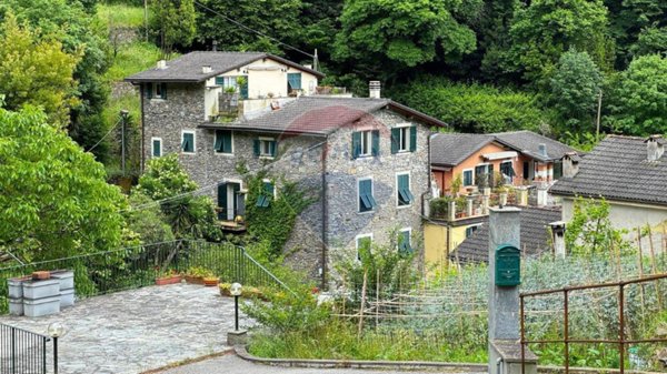 appartamento in vendita ad Avegno