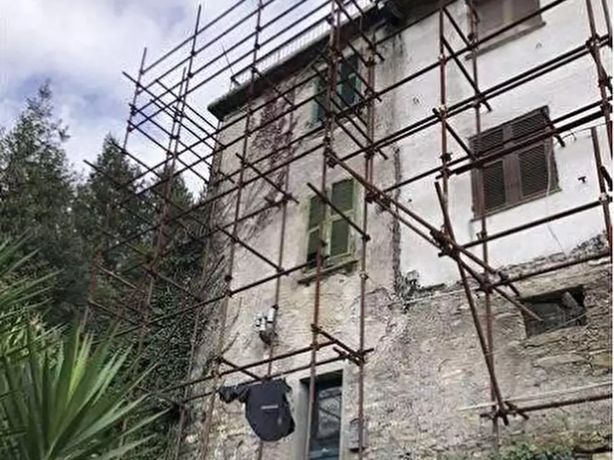 appartamento in vendita ad Avegno