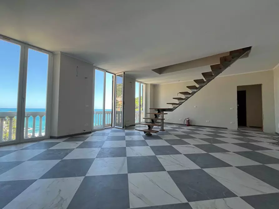 casa indipendente in vendita ad Avegno