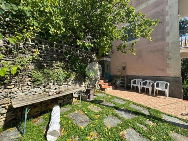 casa indipendente in vendita ad Avegno in zona Salto