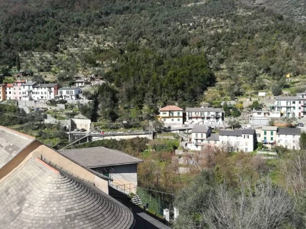 appartamento in vendita ad Avegno