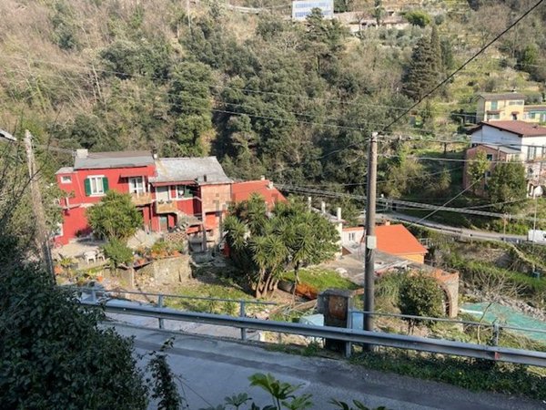 appartamento in vendita ad Avegno