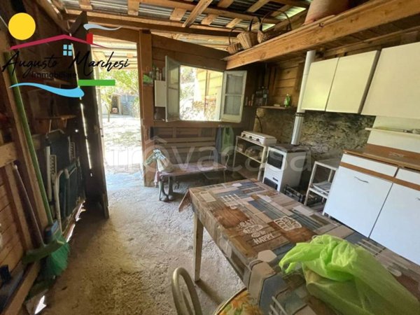 terreno agricolo in vendita ad Avegno