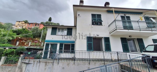 appartamento in vendita ad Avegno