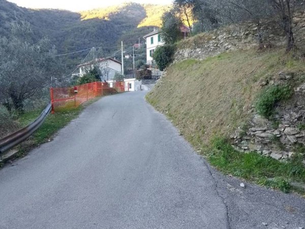 terreno edificabile in vendita ad Avegno in zona Testana