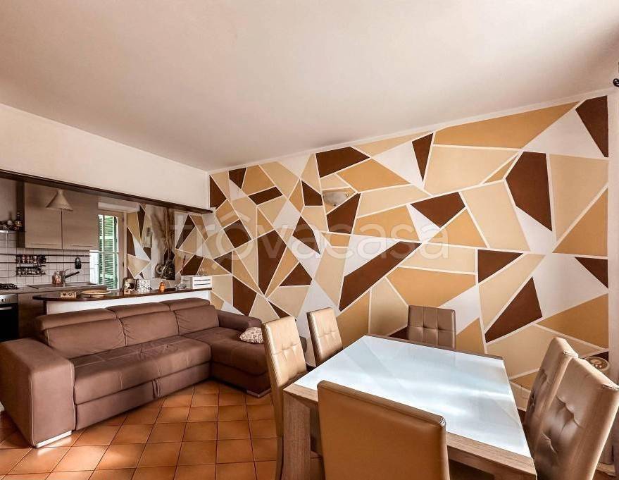 casa indipendente in vendita ad Avegno