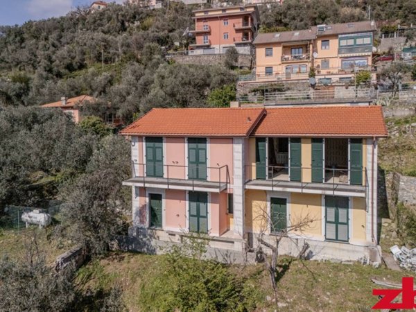 casa indipendente in vendita ad Avegno in zona Salto