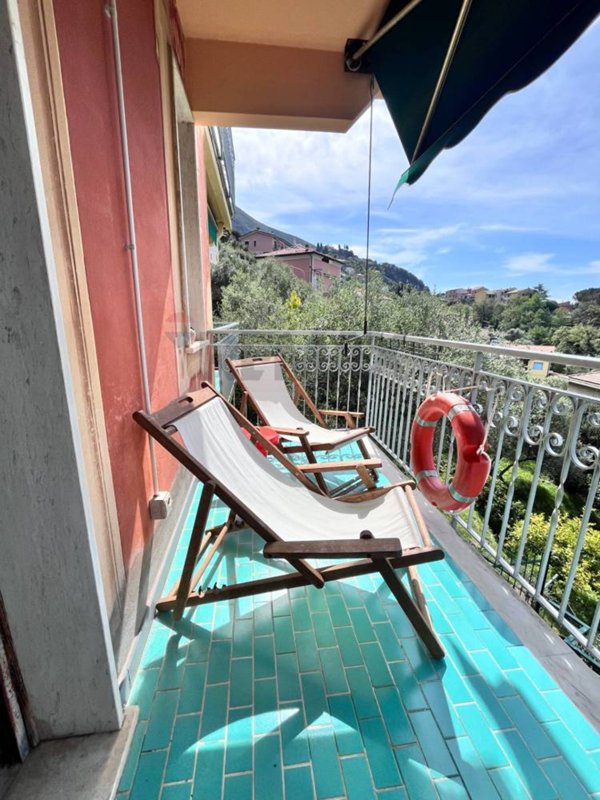 appartamento in vendita ad Avegno