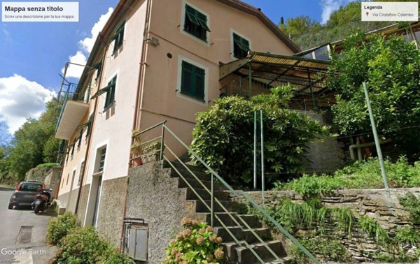 appartamento in vendita ad Avegno in zona Salto