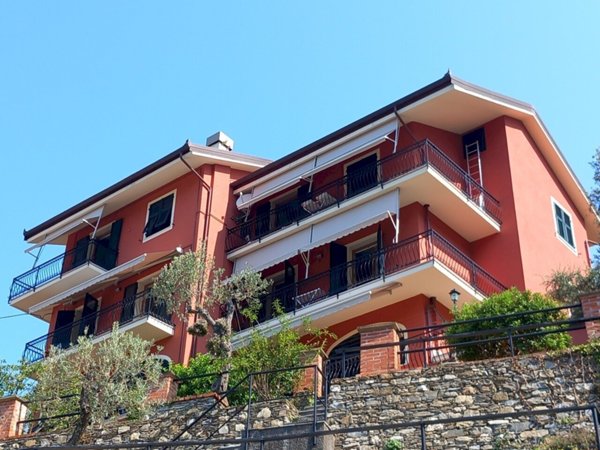 casa indipendente in vendita ad Avegno in zona Salto
