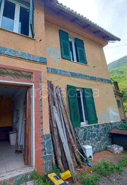 appartamento in vendita a Bargagli in zona Traso