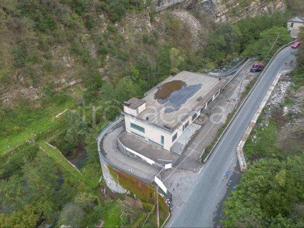 locale commerciale in vendita a Bargagli