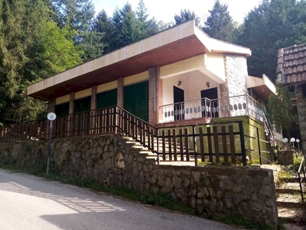 casa indipendente in vendita a Bargagli