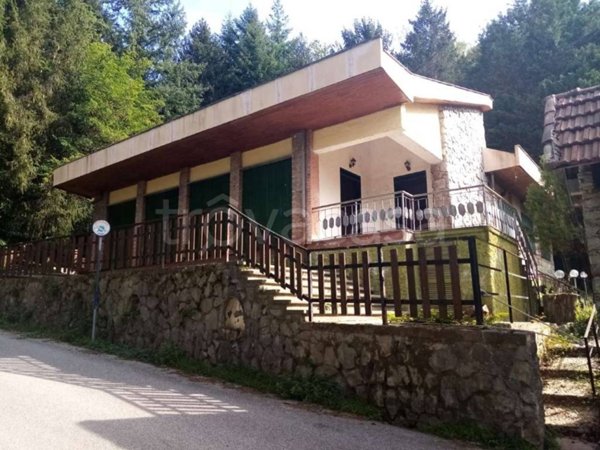 negozio in vendita a Bargagli