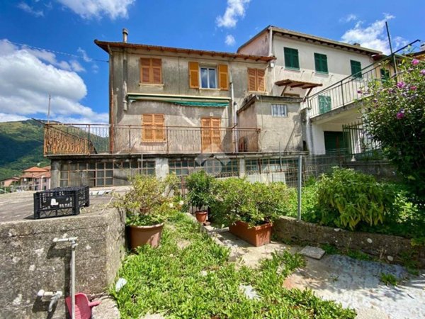 casa indipendente in vendita a Bargagli