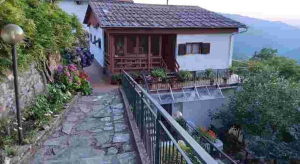 casa indipendente in vendita a Bargagli in zona Traso