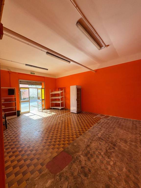 negozio in vendita a Bargagli in zona Traso