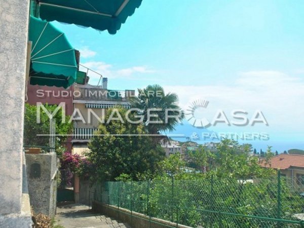 appartamento in vendita a Bogliasco in zona Sessarego