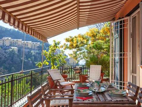 appartamento in vendita a Bogliasco in zona Sessarego