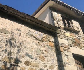 casa semindipendente in vendita a Borzonasca